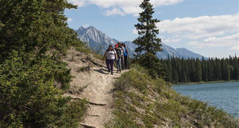 Johnson Lake Trail | Banff & Lake Louise Tourism