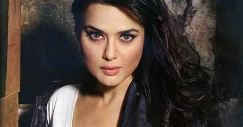 Preity Zinta Hot PhotoShoot Cute Girls Boobs