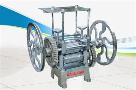 Commercial Semi Automatic 3 Roller Stainless Steel Sugarcane Juice