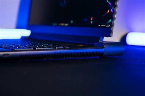 外星人alienware M18评测：细节拉满，游戏体验新王者 知乎