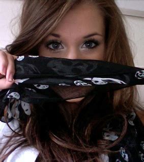 Autumn Brunette And Fashion Image 135044 On Favim