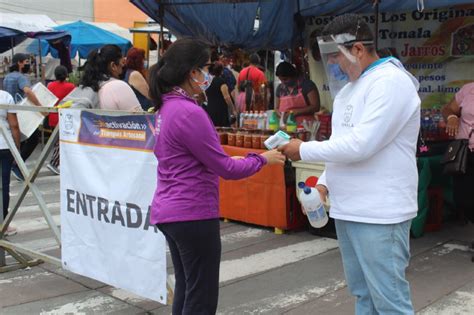 Comerciantes Y Visitantes Del Tianguis Artesanal Atienden Llamado Al