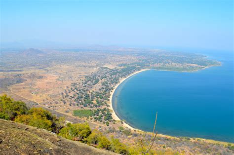 Take a hike in the hills above Malawi's “Lake of Stars” - Africa Geographic