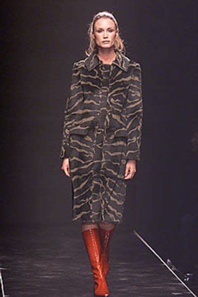 Alberta Ferretti Fall 2000 Ready To Wear Collection Vogue Wool Coat