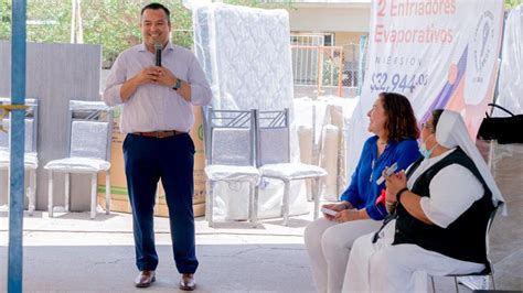 ENCABEZA VALENCIANO DONATIVO A HOGAR DE NIÑOS Y ASILO SAN VICENTE DE PAÚL