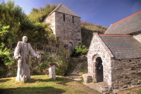 Guide to Gorgeous Doc Martin Filming Locations in Cornwall England ...