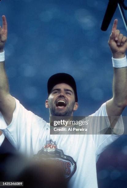 Kurt Warner Super Bowl Photos and Premium High Res Pictures - Getty Images