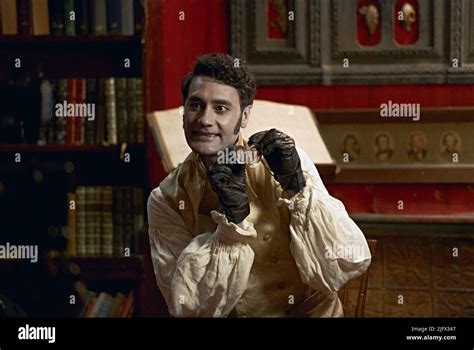 TAIKA WAITITI, WHAT WE DO IN THE SHADOWS, 2014 Stock Photo - Alamy