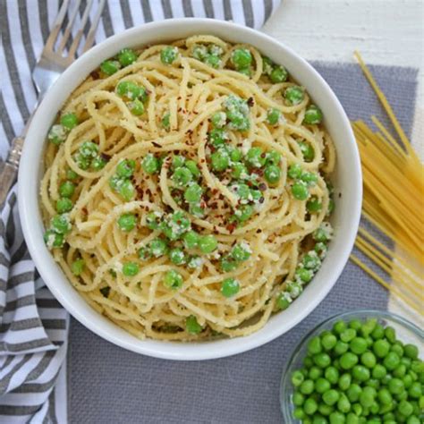 Easy Pasta And Peas Dinner In 20 Minutes Total