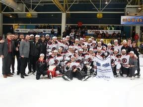 UNB men's and women's hockey teams pull off rare double play | Telegraph-Journal