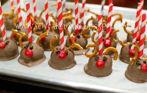 The Sew*er, The Caker, The CopyCat Maker: Reindeer Treats