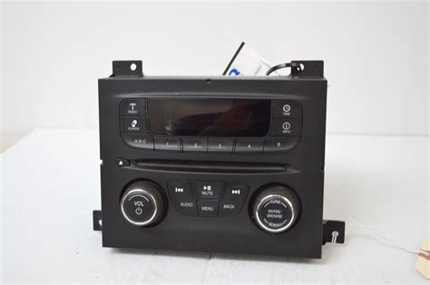 2013 2015 Dodge Dart Am Fm Radio Cd Mp3 Player 04692355af Tested P54