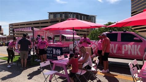 AutoNation brings "Drive Pink" campaign to Atlanta | FOX 5 Atlanta