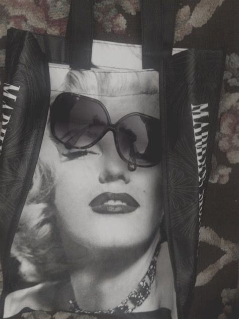 Pin By Elizabeth Younger On Marilyn Monroe Square Sunglass