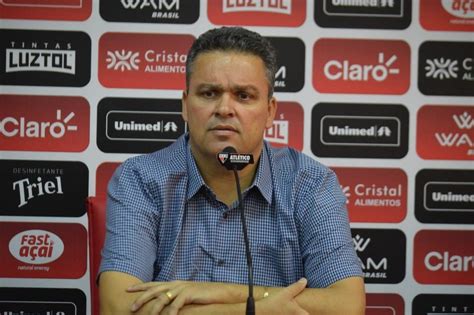 A Resposta Do Adson Batista Sobre O Pedido Da Torcida Por Matheuzinho