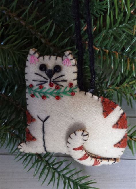 Cat Christmas Ornament Cat Lover T Felt Folk Art Cat Etsy Cat Christmas Ornaments