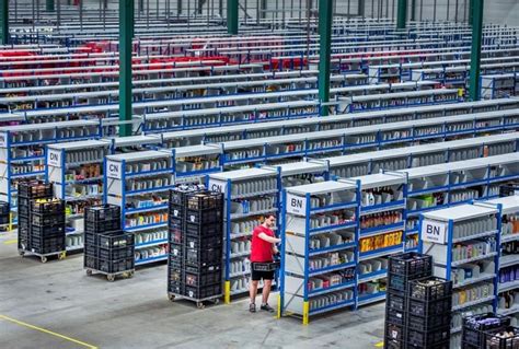 Cao Akkoord Albert Heijn Medewerkers Distributiecentra Krijgen 10 Procent Meer Loon R