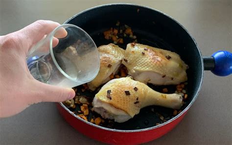 Pollo In Umido La Ricetta Del Piatto Tenero E Succulento