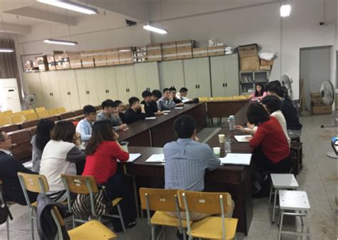 建筑工程学院召开2016 2017学年第二学期学生座谈会 建筑工程学院