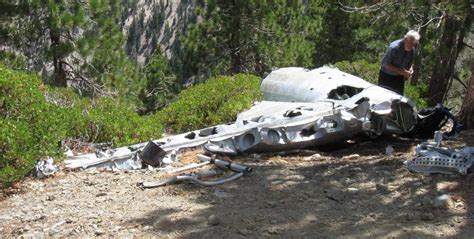 Crash of a Fairchild C-119G Flying Boxcar on Mt Pallett: 4 killed ...