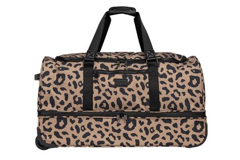 This Calpak Duffel Bag Is On Sale For Black Friday