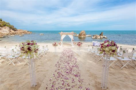 Dream for a Romantic Beach Wedding in Thailand - Diwas