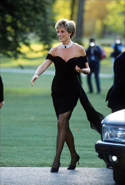 7 Outfit Formulas To Get Princess Diana S Iconic Style Who What Wear