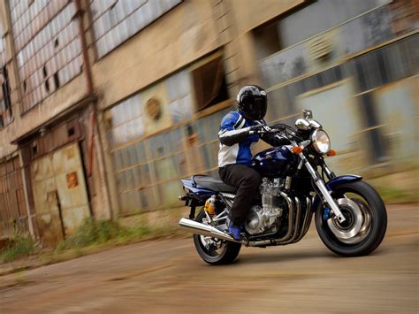 Yamaha Xjr Specs Performance Photos Autoevolution