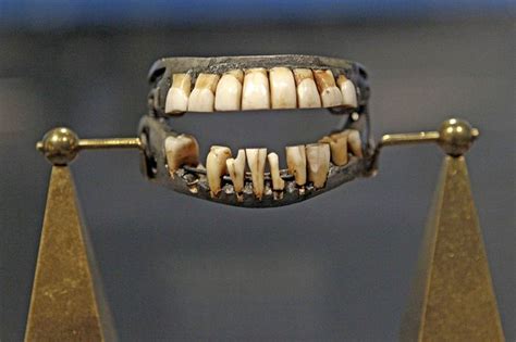 What were George Washington's teeth made of? (It's not wood) | Live Science