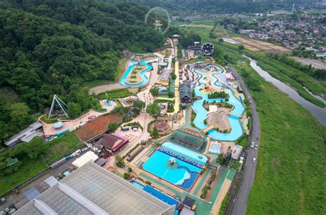 mengenal tokyo summerland tempat wisata air seru  jepang  blog