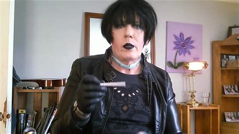 Wednesday Smoke Gay Man Porn XHamster