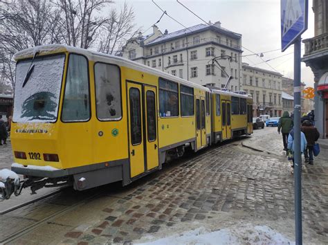 Львов Tatra KT4DM 1202 Фото Городской электротранспорт