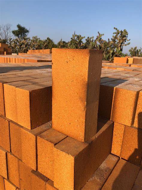 Brown Fire Resistant Alumina Refractory Brick Size X X