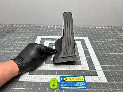 13 19 Cadillac ATS CTS A T THROTTLE ACCELERATOR GAS PEDAL OEM