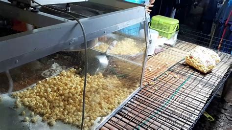 popcorn machine