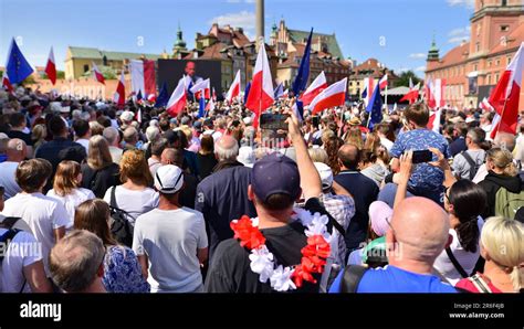 Réaction anti gouvernementale Banque de photographies et dimages à