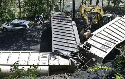 Friends Killed As Maryland Train Derails