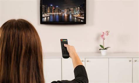 How High Should A Tv Be Mounted The Plug Hellotech