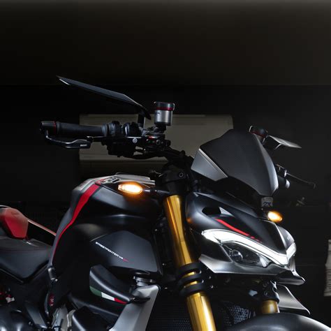 STEALTH Naked Mount Winglet Mirror Set By Rizoma BMW F R