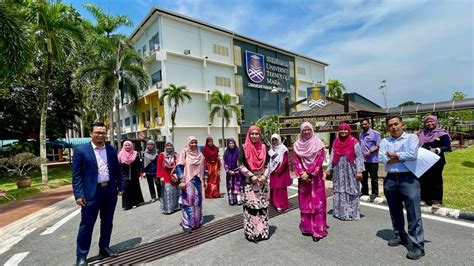 Lawatan Rasmi Dekan Fakulti Perakaunan Ke UiTM Cawangan Pahang UiTM