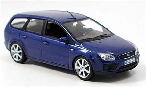 Modellino In Miniatura Ford Focus 1 43 Minichamps Turnier Bleu 2006