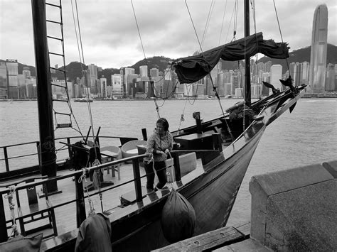 Aqua Luna Junk Boat Hong Kong Harbor Zxswa The Old And The Flickr