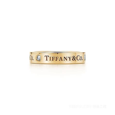 【tiffany蒂芙尼】tiffany And Co® 系列 18k 黄金镶钻戒指，4 毫米。 60001037 搜品之家