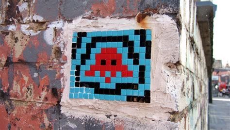 Invader Et Son Space Invaders Project Quand Le Street Art Rencontre