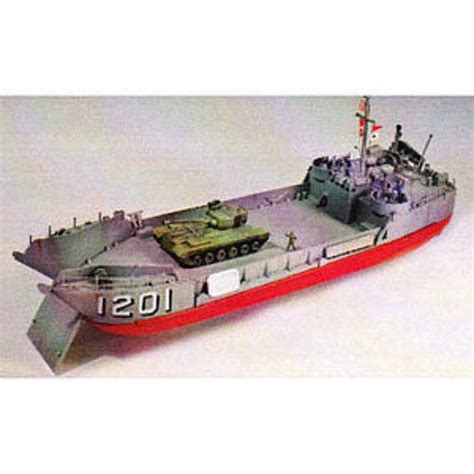 Lindberg L C T Landing Craft Tank Boat Plastic Model Military Ship Kit