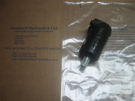 OMM 50 EQUIVALENT MOTOR SIDE PORTS Howford Hydraulics Ltd