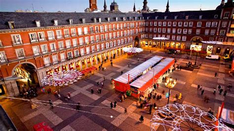 El Mercado De Navidad De La Plaza Mayor Abre Sus Puertas