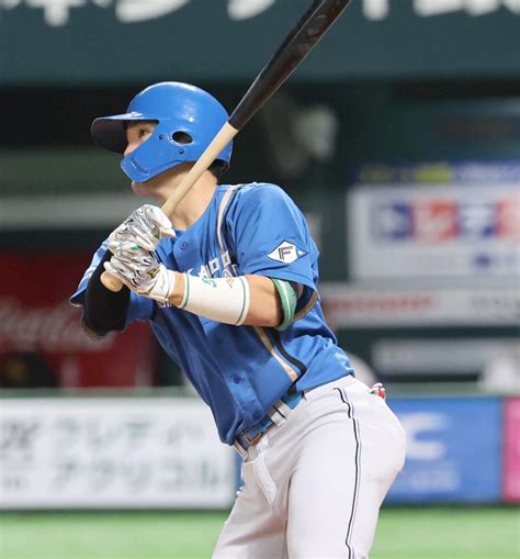 【日本ハム】郡司裕也が先制二塁打「今日勝って北海道に戻りたいです！」8戦連続「h」ランプ 2024年5月8日掲載 ライブドアニュース