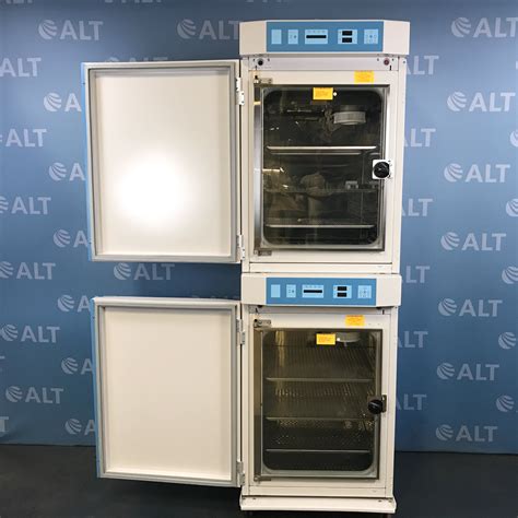 Thermo Scientific Series Dual Stack Water Jacketed Co Incubator