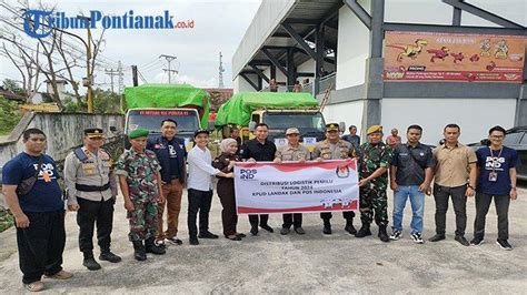 Ketua KPU Kalbar Melepas Pendistribusian Logistik Pemilu 2024 Kabupaten